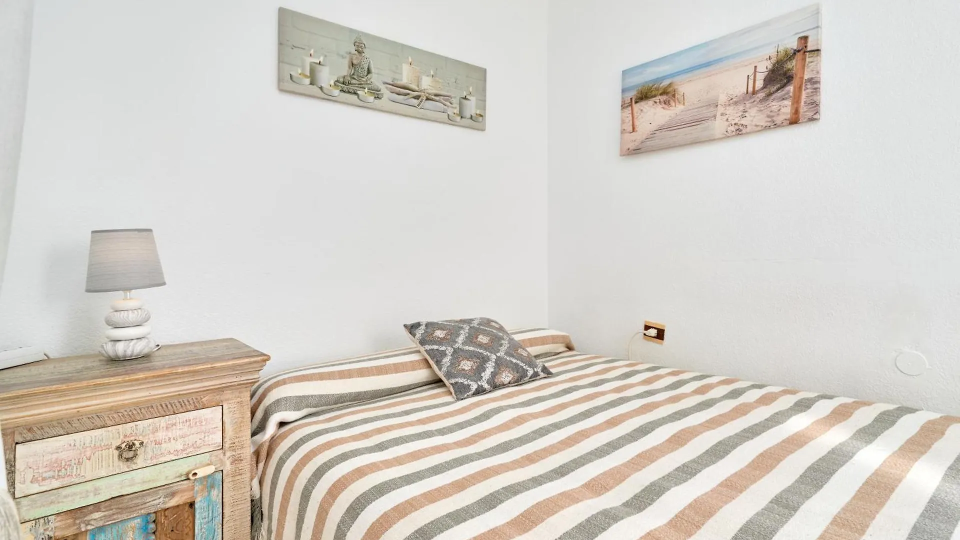 Estudio Torrox Costa A33 Spanien